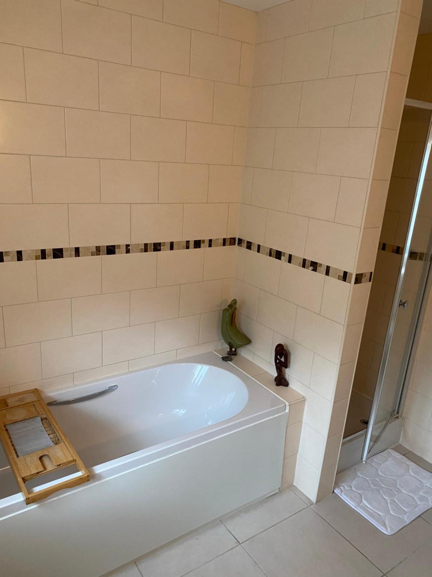 Beautiful Private Room With Kingsize Bed And Large Private En-Suite Peterborough Luaran gambar